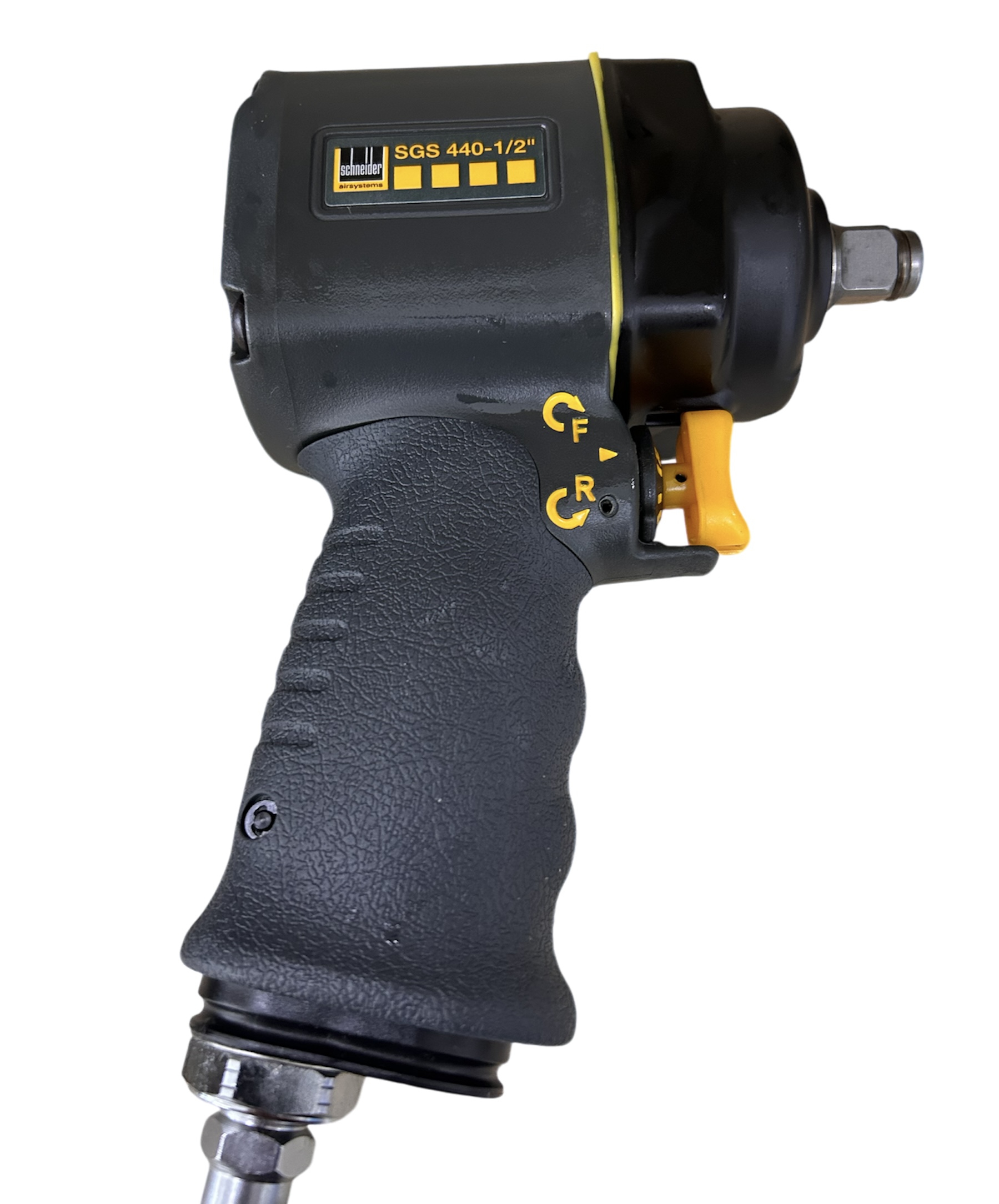 Schlagschrauber SGS 440 – Leistungsstarkes Werkzeug mit 1/2" Antrieb SGS 440 Schlagschrauber mit 1/2" Anschluss, robust und leistungsstark, ideal zum schnellen Lösen und Anziehen von Schrauben in Werkstatt und Industrie.