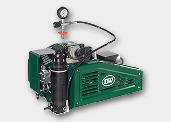 Energiesparender LW 100 ECO Kompressor für effiziente Druckluftversorgung in Werkstatt und Industrie.